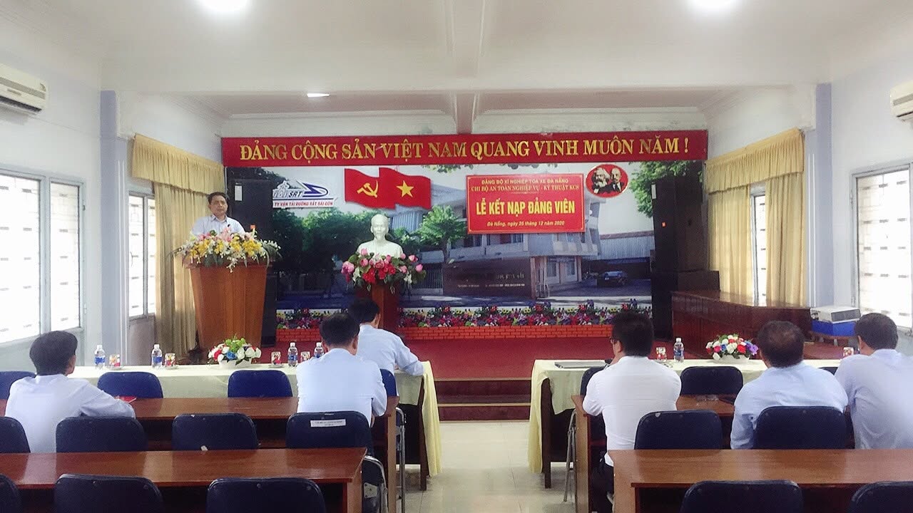Chi bộ An toàn Nghiệp vụ, Kỹ thuật – KCS tổ chức Lễ kết nạp đảng viên mới